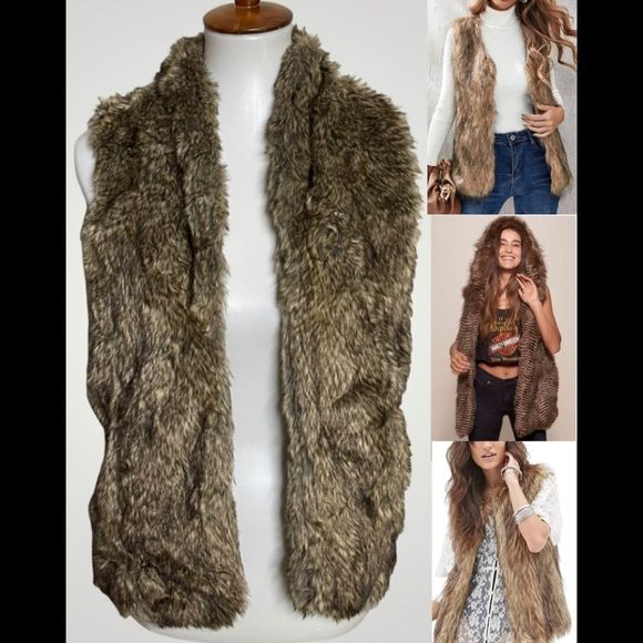 Sebby Faux Fur Vest with Pockets - Picture 2 of 8
